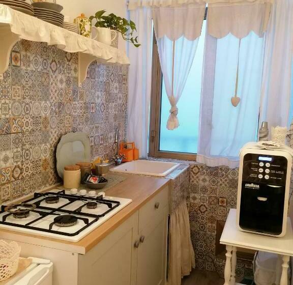 اتاق استاندارد, B&b Le Rose