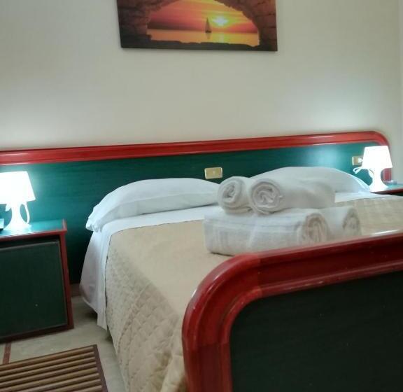 غرفة قياسية ثلاثية, Albergo Ristorante Bar Pizzeria La Lanterna