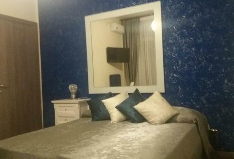 デラックスルーム, Il Postiglione Hotel   Sala Ricevimenti Minturno