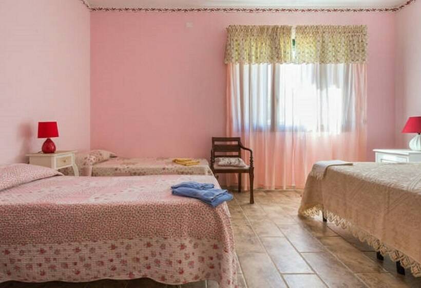 חדר משפחתי, Cuaddus E Tellas