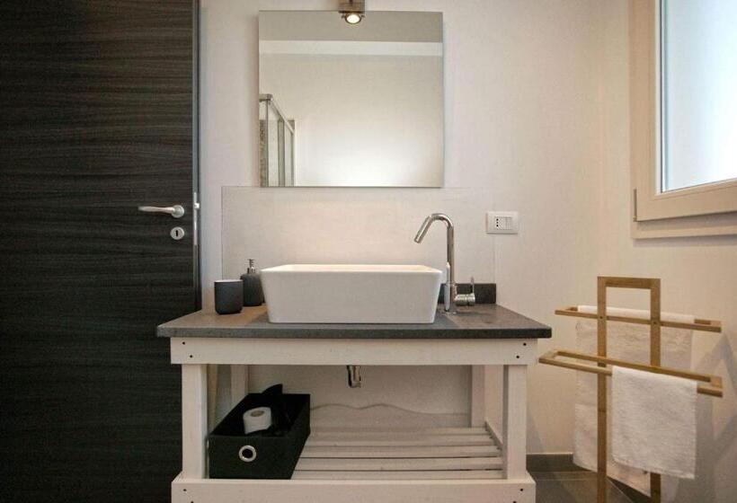 标准三人间, B&b Roda Barocco