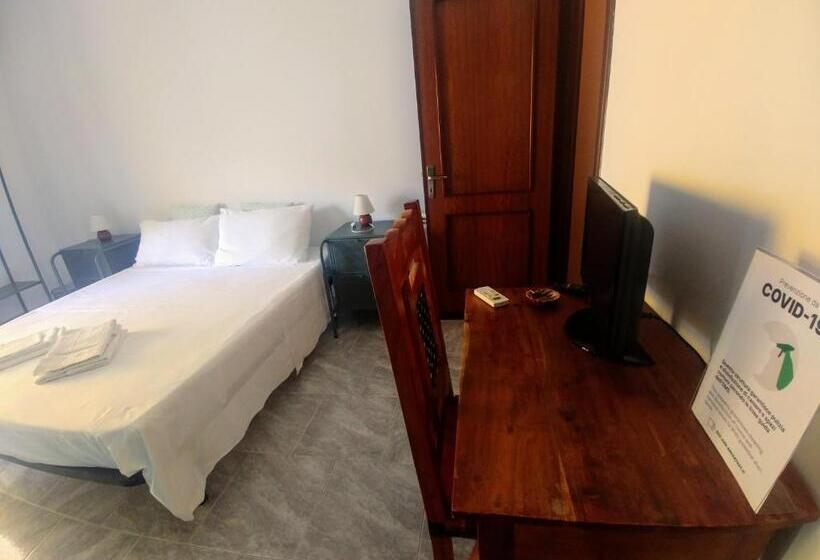 غرفة عائلية, B&b Nereidi