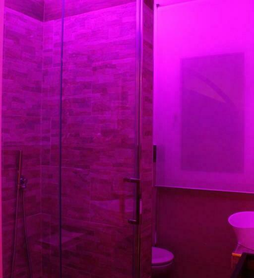 سوییت با چشم‌انداز باغ, La Dolce Notte