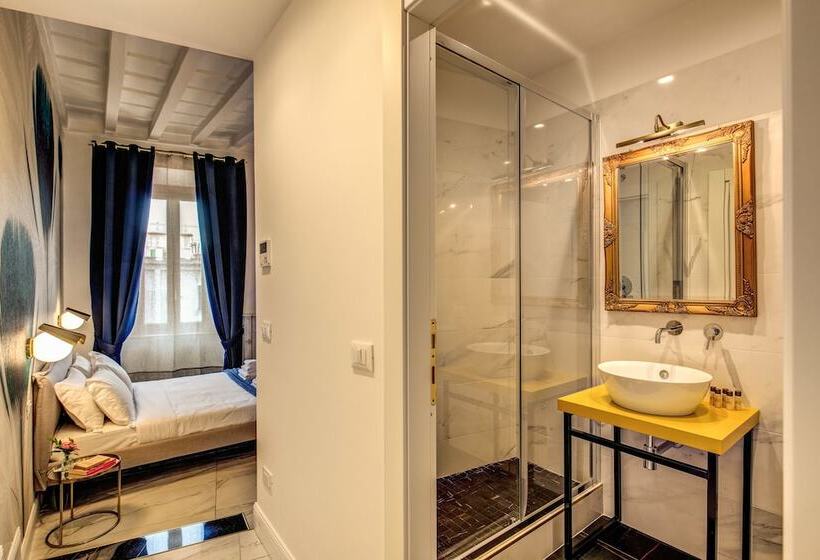 سوییت جونیور, Little Queen Pantheon