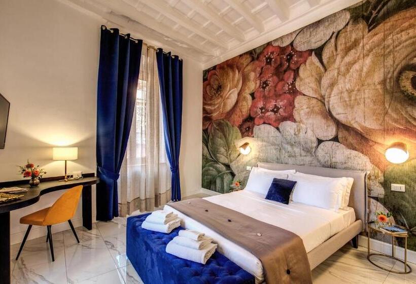 سوییت جونیور, Little Queen Pantheon