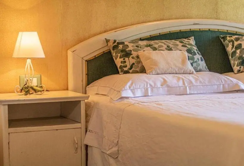 スタンダードルーム, B&b Alla Loggia Dell Imperatore