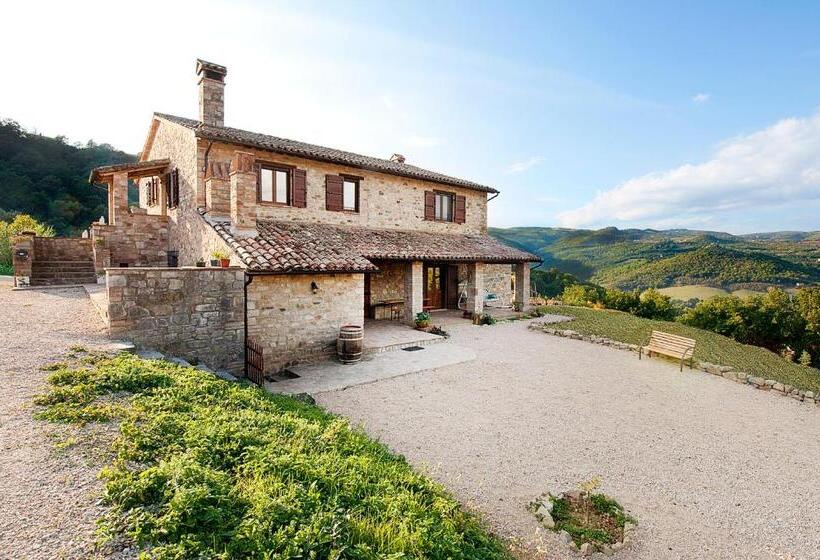 Standard room with outdoor bath, Casale Le Orme