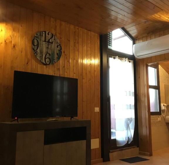 غرفة عائلية, Original Sicily