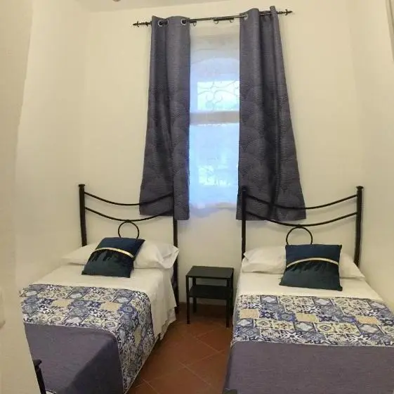 身障者適用スタンダードルーム, Original Sicily
