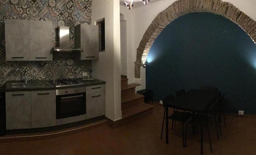 اتاق استاندارد, Original Sicily