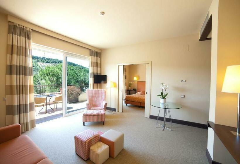 سوئیت جونیور با تخت بزرگ, Villa Maria Hotel & Spa