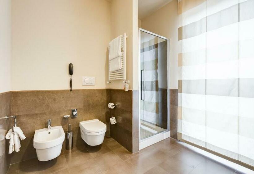 キングサイズベッドのデラックスルーム, Villa Maria Hotel & Spa