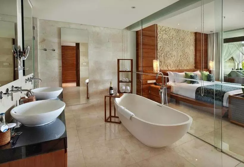 Deluxe Suite Sea View, Candi Beach Resort & Spa