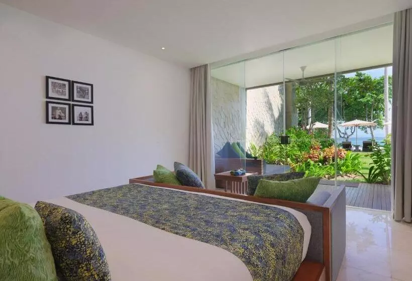 سوییت جونیور با چشم‌انداز دریا, Candi Beach Resort & Spa