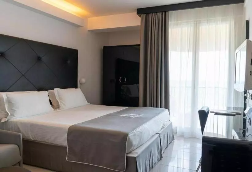 Triple Classic Room, Domina Zagarella  Sicily