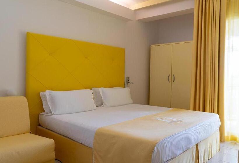 Triple Classic Room, Domina Zagarella  Sicily