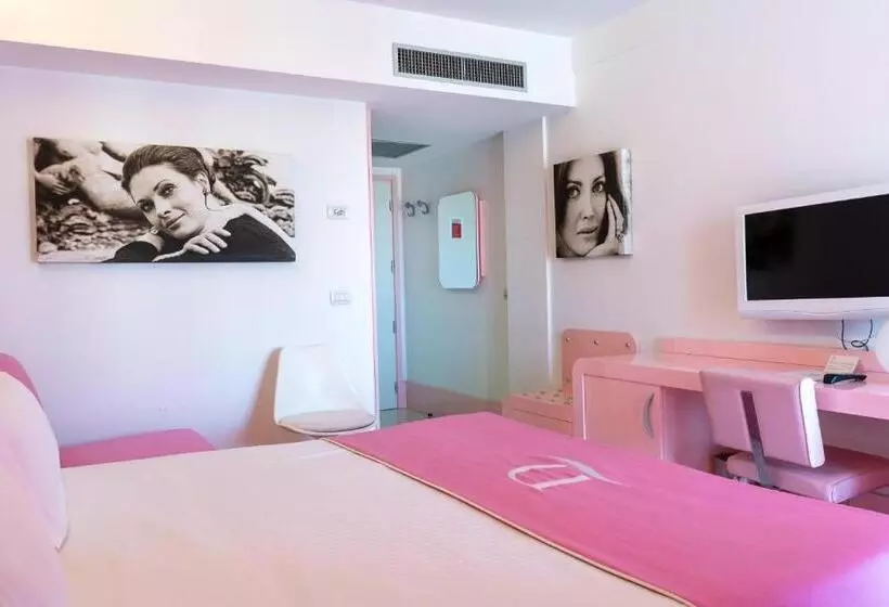 Standard Triple Room Sea View, Domina Zagarella  Sicily