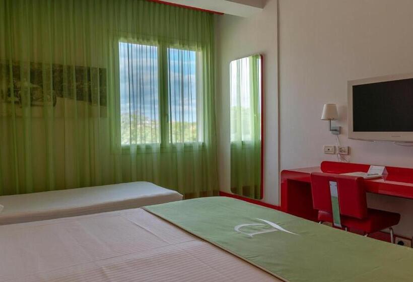 패밀리 룸 바다 전망, Domina Zagarella Sicily