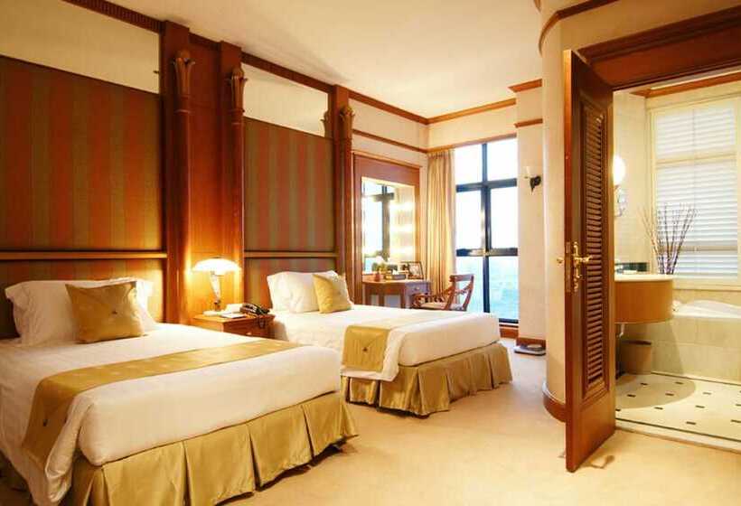 سوئیت پنت هاوس, Grand Diamond Suites