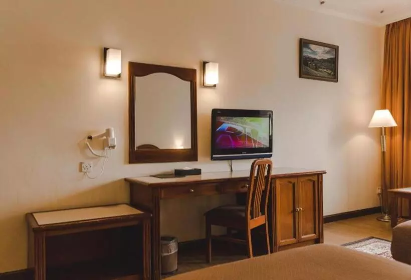 Superior Kolmen Hengen Huone, Heritage Hotel Cameron Highlands