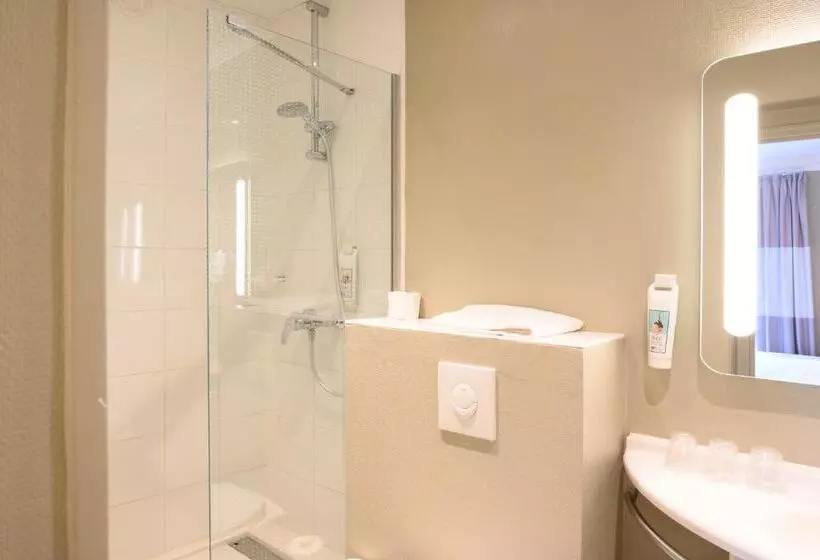 اتاق استاندارد یک نفره, Ibis Paris Tour Montparnasse 15eme