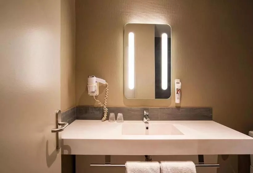 اتاق استاندارد یک نفره, Ibis Paris Tour Montparnasse 15eme