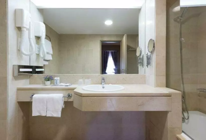 اتاق استاندارد, Meira