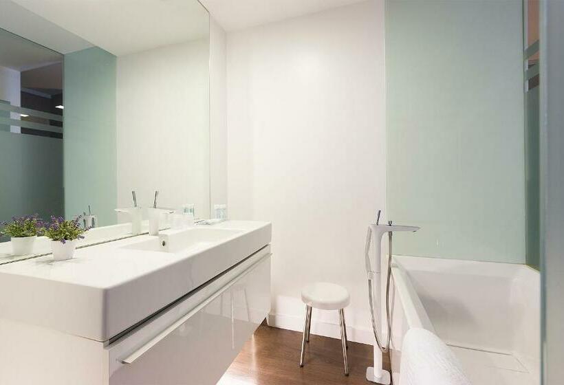 Люкс Престиж, Meira