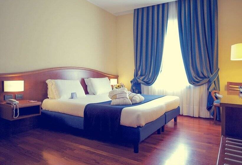 Superior Szoba, Mercure Genova San Biagio