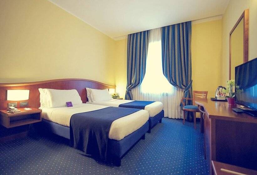 Standard Szoba, Mercure Genova San Biagio