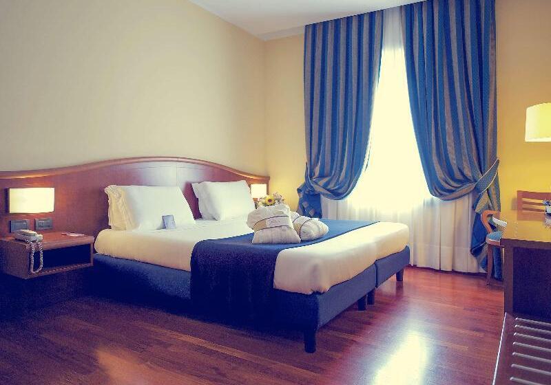 Superior Szoba, Mercure Genova San Biagio