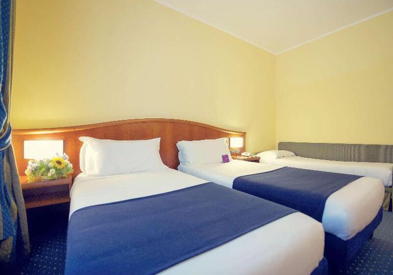 Standard Szoba, Mercure Genova San Biagio
