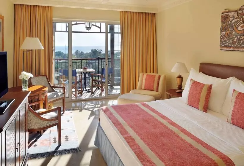 オーシャンビューデラックスルーム, Movenpick Resort & Residences Aqaba