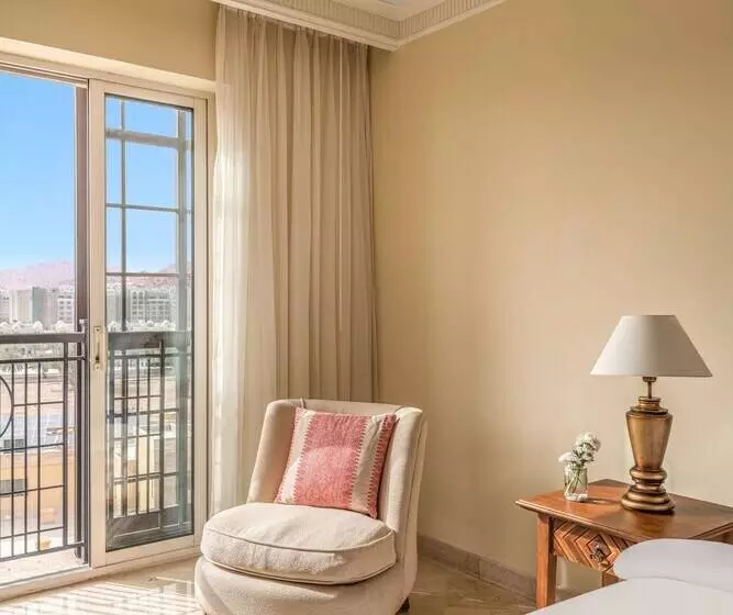 スーペリアールーム, Movenpick Resort & Residences Aqaba