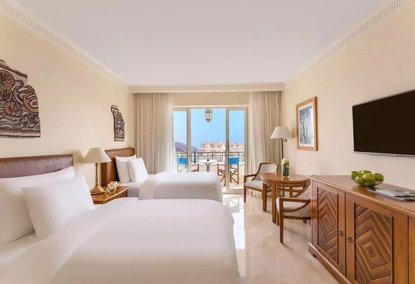 オーシャンビュースーペリアールーム, Movenpick Resort & Residences Aqaba