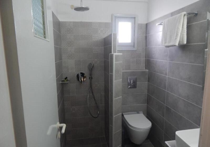 Номер Стандарт, Petra Nera