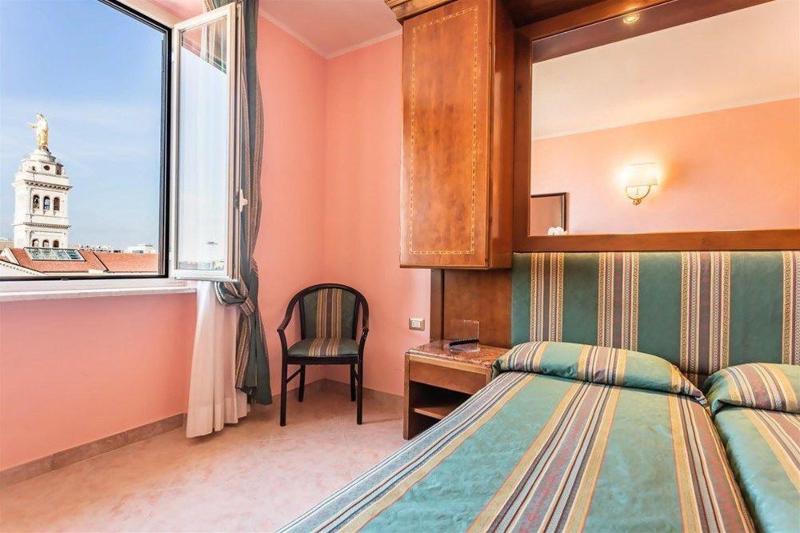 اتاق اکونومی, Raeli Hotel Siracusa