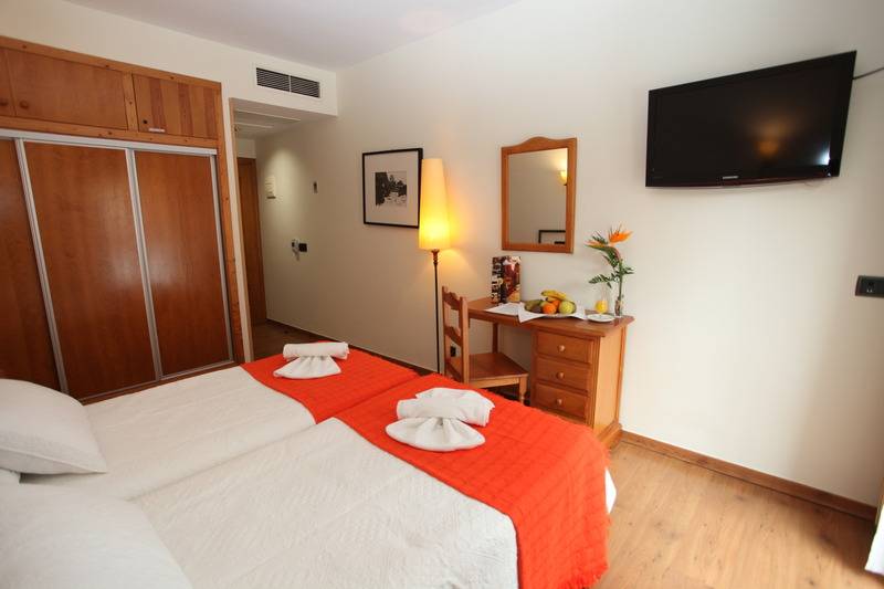 标准三人间, Raeli Hotel Siracusa