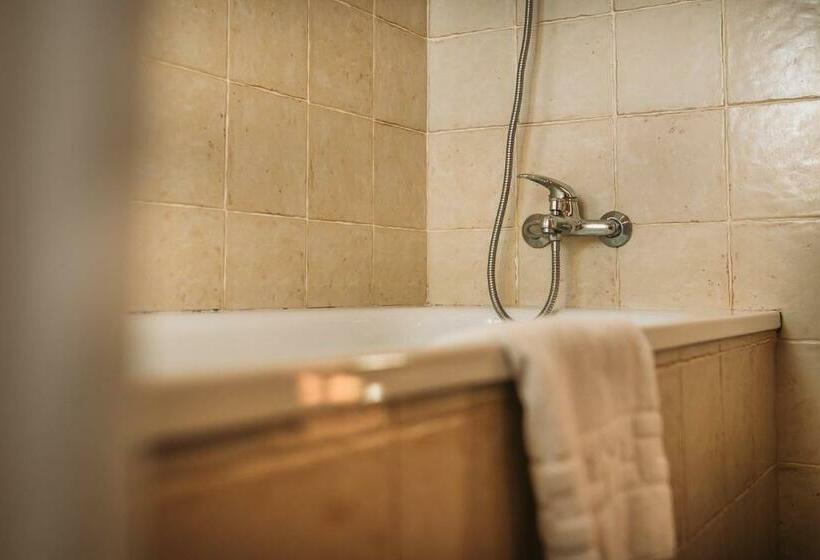 标准间, Valsequillo