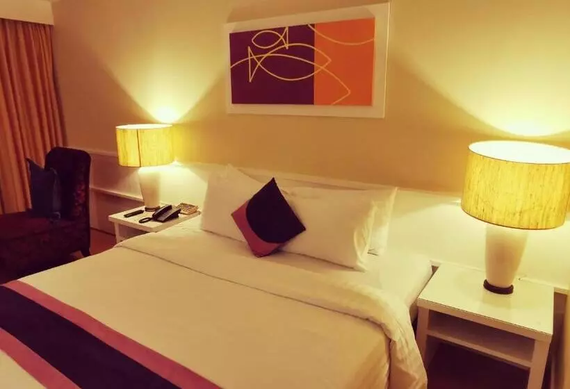 اتاق لوکس, Tongtara Riverview