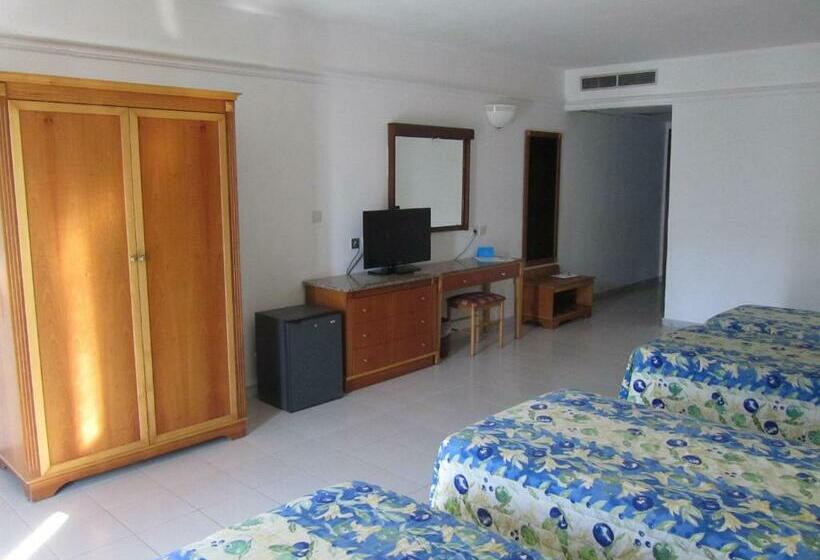 اتاق خانوادگی, Topaz