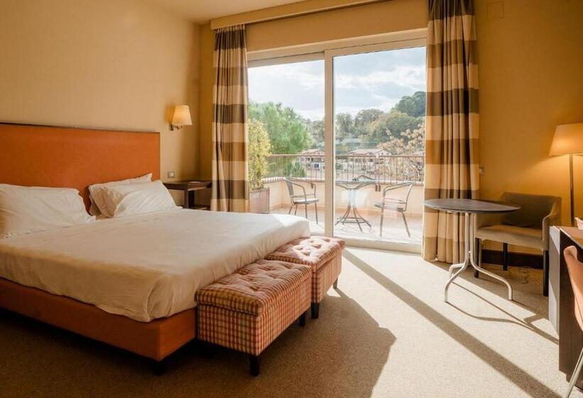 キングサイズベッドのデラックスルーム, Villa Maria Hotel & Spa