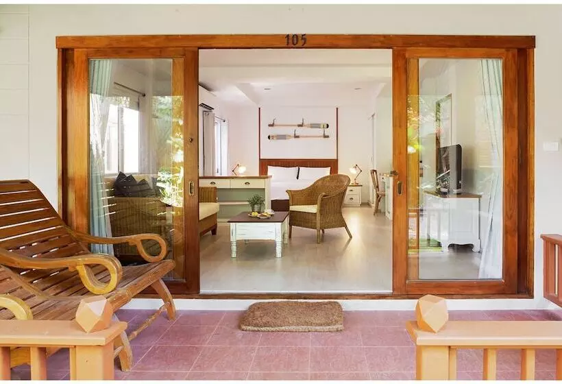 اتاق لوکس با تراس, Malibu Resort, Koh Samui