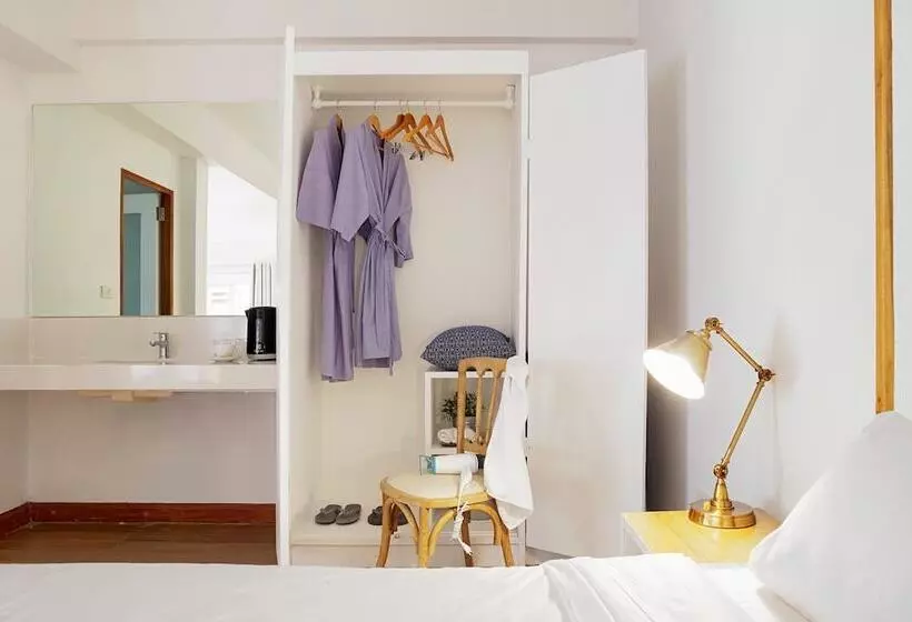 Superior Room with Terrace, Malibu Resort, Koh Samui