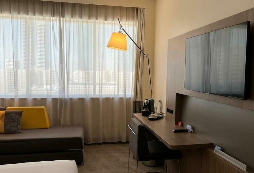 اتاق سوپریور خانوادگی, Novotel World Trade Centre Dubai