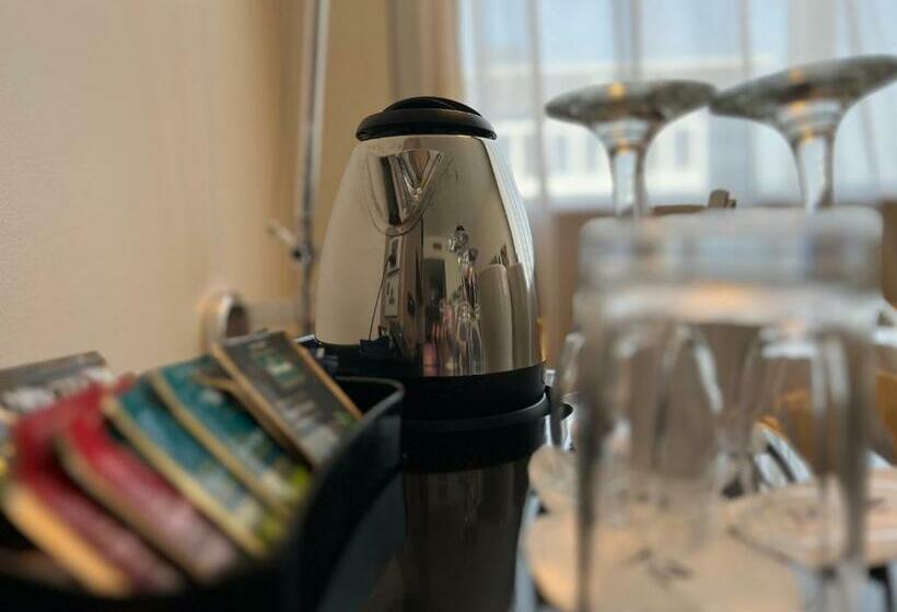 اتاق اجرایی, Novotel World Trade Centre Dubai