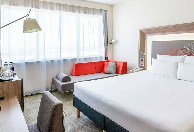 سوییت اجرایی, Novotel World Trade Centre Dubai