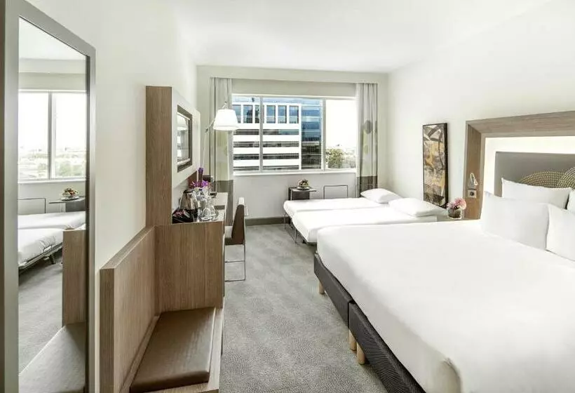 اتاق سوپریور خانوادگی, Novotel World Trade Centre Dubai