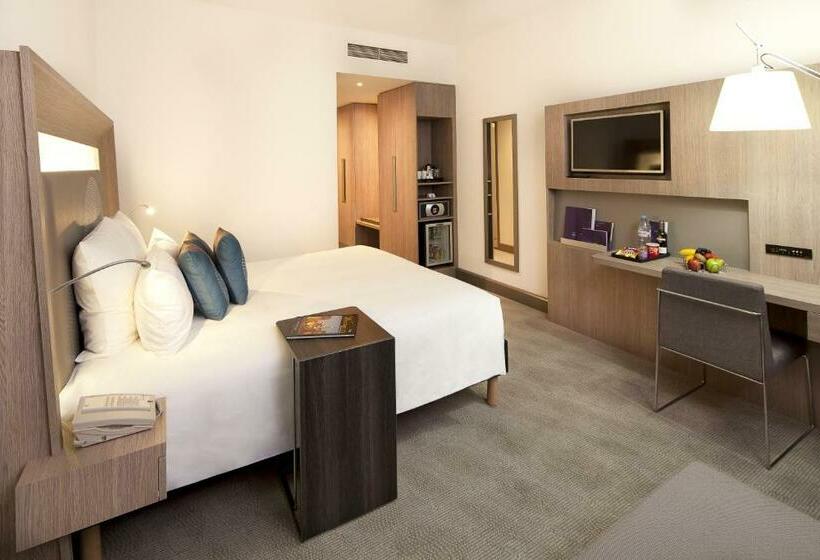 اتاق اجرایی, Novotel World Trade Centre Dubai