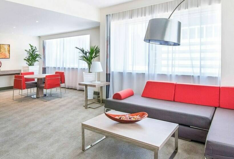 سوییت اجرایی, Novotel World Trade Centre Dubai